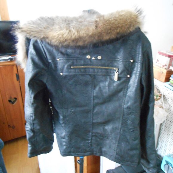 ADORE FAUX LEATHER MOTO JACKET-REMOVABLE FAUX FUR COLLAR-EXCELLENT - Picture 5 of 11